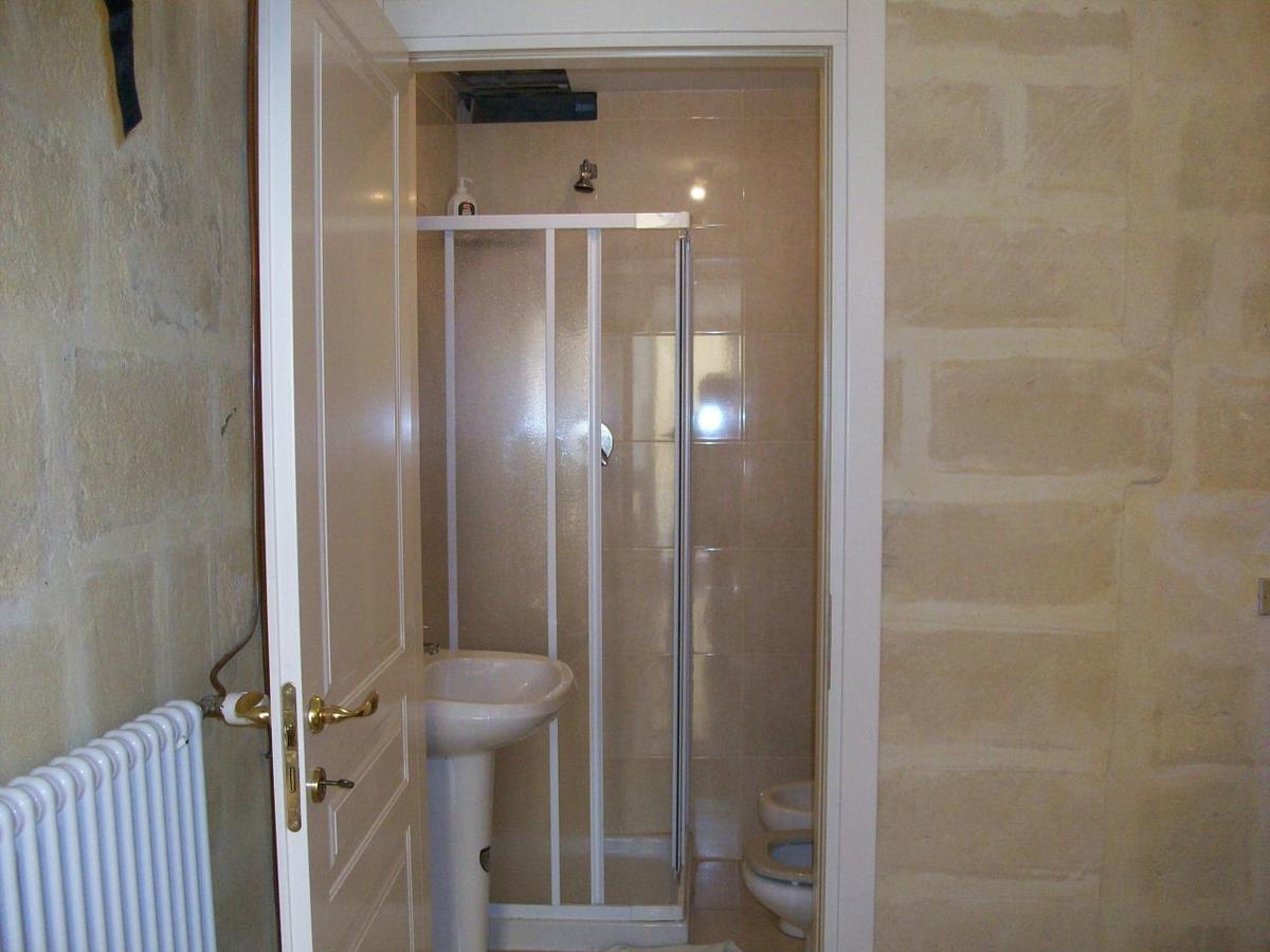 Parking Included Bed and Breakfast Matera Exteriör bild