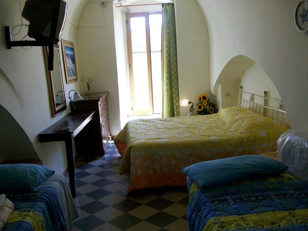 Parking Included Bed and Breakfast Matera Exteriör bild